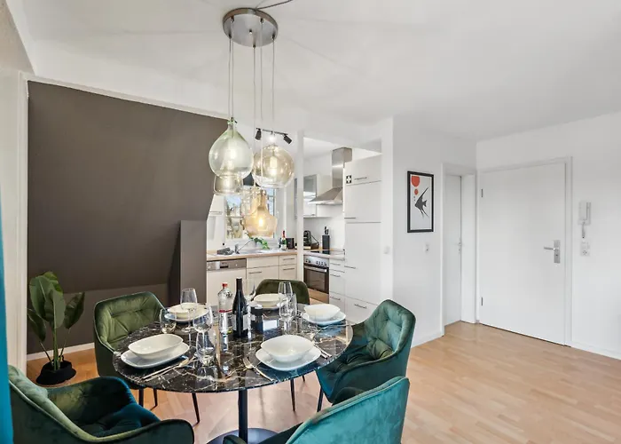 Maremar - Design-maisonette Am Holzmarkt - Luxus Boxspringbetten - Arbeitsplatz - Loggia *