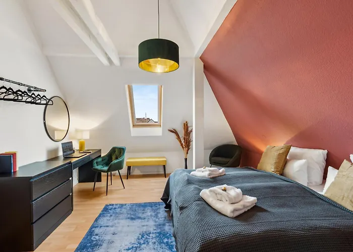 Daire Maremar - Design-maisonette Am Holzmarkt - Luxus Boxspringbetten - Arbeitsplatz - Loggia *